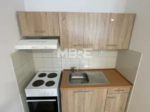 Pronájem bytu 2+kk, Děčín - Děčín V-Rozbělesy, Závodní, 42 m2
