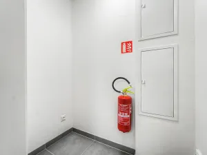 Pronájem komerční, Praha - Lysolaje, Kovárenská, 82 m2