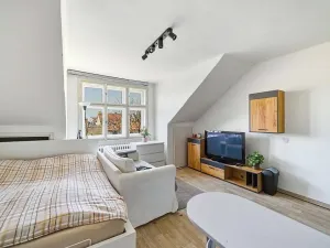 Pronájem bytu 1+kk, Praha - Kobylisy, Pakoměřická, 20 m2