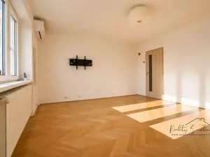 Prodej bytu 3+1, Horní Moštěnice, Pod Vinohrady, 63 m2