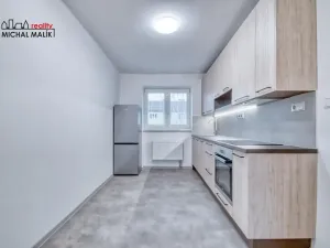 Pronájem bytu 2+1, Hranice, Cementářské sídliště, 56 m2