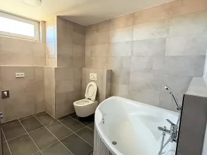 Prodej bytu 3+kk, Praha - Hostivař, U továren, 65 m2