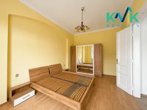 Pronájem bytu 2+1, Karlovy Vary, Zeyerova, 74 m2
