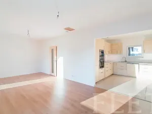 Prodej rodinného domu, Zlonín, Vrbová, 96 m2