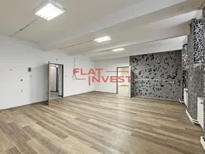 Pronájem obchodního prostoru, Praha - Vršovice, Vršovická, 233 m2