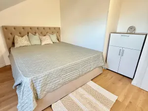 Prodej bytu 5+1, Praha - Vršovice, Žitomírská, 91 m2