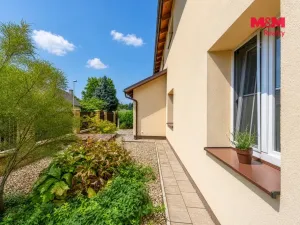 Prodej rodinného domu, Mratín, V Poustkách, 168 m2