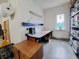 Pronájem skladu, Tečovice, 890 m2