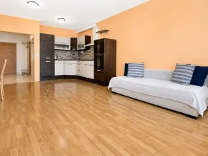 Prodej bytu 4+kk, Praha - Uhříněves, Nové náměstí, 156 m2