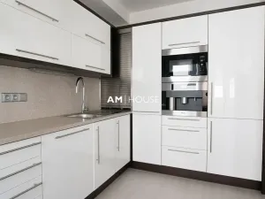 Pronájem bytu 3+kk, Praha - Nusle, Nuselská, 101 m2