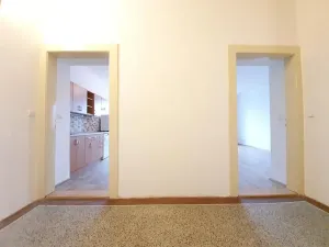 Pronájem bytu 2+kk, Praha - Nusle, náměstí Hrdinů, 50 m2