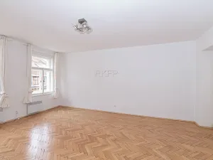 Pronájem bytu 2+1, Praha - Vinohrady, Varšavská, 70 m2