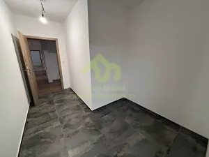 Prodej rodinného domu, Lužany, 156 m2