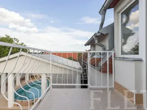 Prodej rodinného domu, Chýnice, Nám. Na Louži, 78 m2