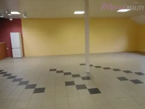 Pronájem obchodního prostoru, Uherské Hradiště, Sokolovská, 150 m2