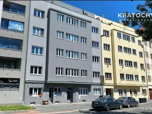 Pronájem bytu 1+kk, Praha - Košíře, Vrchlického, 31 m2