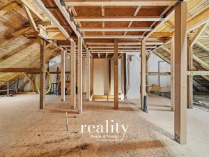 Prodej půdního prostoru, Jihlava, Husova, 160 m2