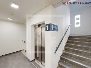 Prodej bytu 3+kk, Praha - Hloubětín, Waltariho, 80 m2