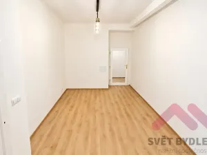 Pronájem bytu 2+kk, Praha - Vršovice, Slovinská, 45 m2