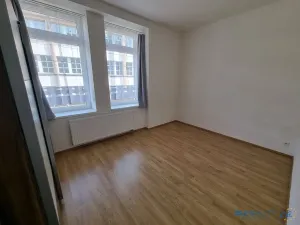 Pronájem bytu 2+kk, Náchod, Komenského, 61 m2