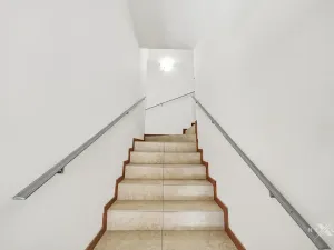 Prodej činžovního domu, Černolice, Ke dvoru, 375 m2