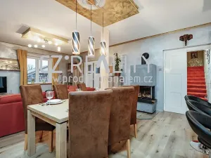 Prodej vícegeneračního domu, Pečky, 280 m2