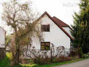 Pronájem skladu, Podmokly, 98 m2