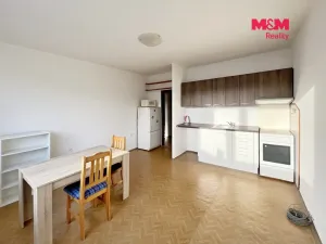 Pronájem bytu 2+kk, Ústí nad Labem - Bukov, Na Kohoutě, 42 m2
