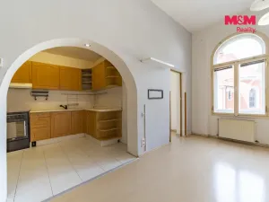 Prodej bytu 2+1, Nejdek, náměstí Karla IV., 42 m2