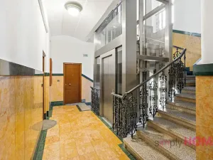Pronájem bytu 1+kk, Praha - Žižkov, Cimburkova, 21 m2