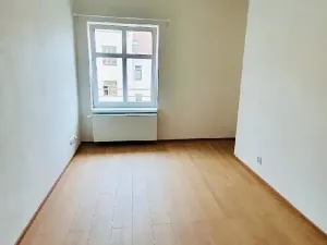 Pronájem bytu 2+kk, Praha - Michle, Pobočná, 44 m2