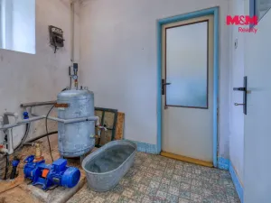 Prodej zemědělské usedlosti, Chocenice, 350 m2