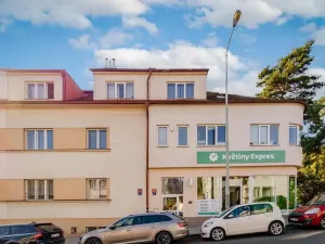 Pronájem bytu 4+kk, Praha - Vinohrady, Za strašnickou vozovnou, 102 m2