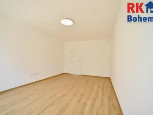 Pronájem bytu 3+1, Praha - Modřany, Mladenovova, 75 m2