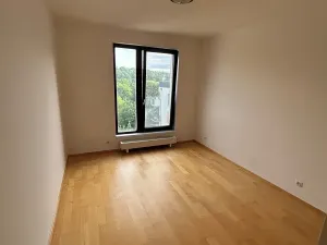 Pronájem bytu 2+kk, Praha - Hloubětín, Nademlejnská, 47 m2