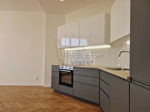 Pronájem bytu 2+kk, Praha - Vršovice, Smolenská, 50 m2