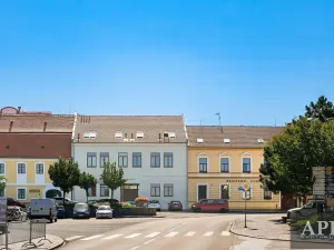 Pronájem bytu 2+1, Strážnice, náměstí Svobody, 58 m2