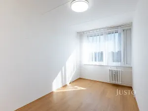Pronájem bytu 3+kk, Praha - Petrovice, Rezlerova, 63 m2