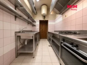 Pronájem restaurace, Kostelec nad Černými lesy - Kostelec nad Černými Lesy, náměstí Smiřických, 71 m2