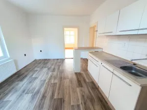 Pronájem bytu 2+1, Děčín, U Dvora, 66 m2