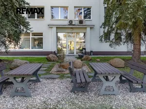 Pronájem kanceláře, Česká Lípa, Děčínská, 350 m2