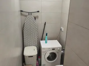 Pronájem bytu 2+kk, Praha - Žižkov, Jeseniova, 39 m2