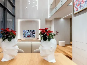 Pronájem bytu 3+kk, Praha, Mezitraťová, 110 m2