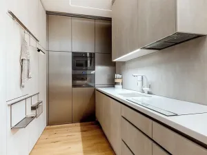 Pronájem bytu 3+kk, Praha, Mezitraťová, 110 m2
