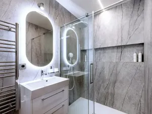Pronájem bytu 3+kk, Praha, Mezitraťová, 110 m2