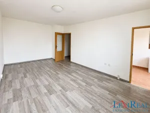 Prodej bytu 1+1, Praha - Bohnice, Dolákova, 37 m2