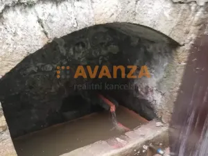 Prodej komerční nemovitosti, Děčín, 1000 m2