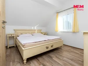 Prodej činžovního domu, Dříteč, 244 m2