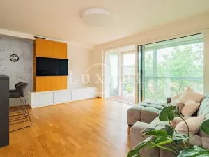 Prodej bytu 2+kk, Praha - Hlubočepy, Výhledová, 74 m2