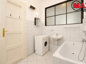 Prodej bytu 3+1, Praha - Bubeneč, U Sparty, 103 m2
